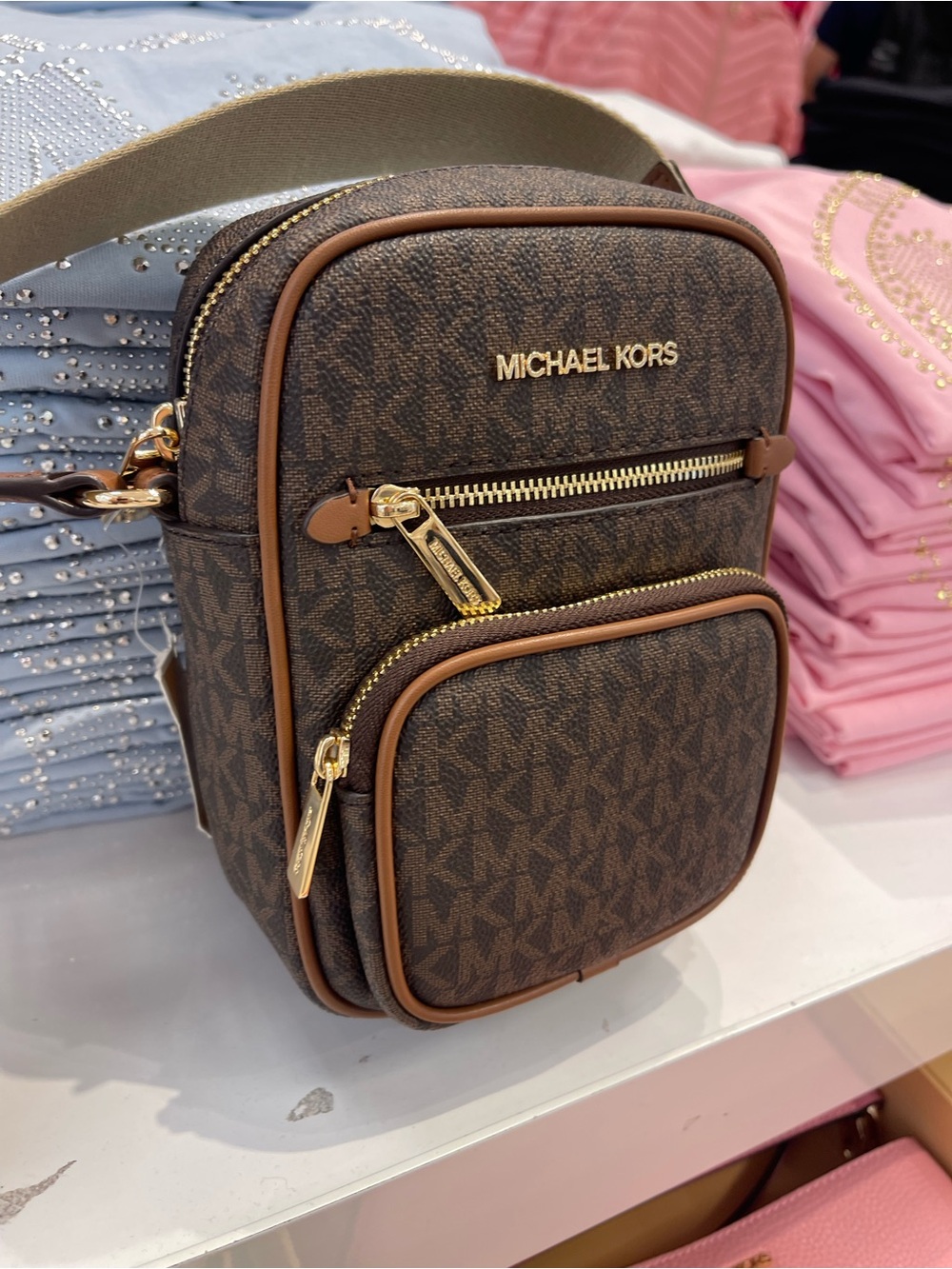 MICHAEL KORS Jet Set Md Flight NS Pocket Signature Logo Crossbody Bag
Brown 
NWT